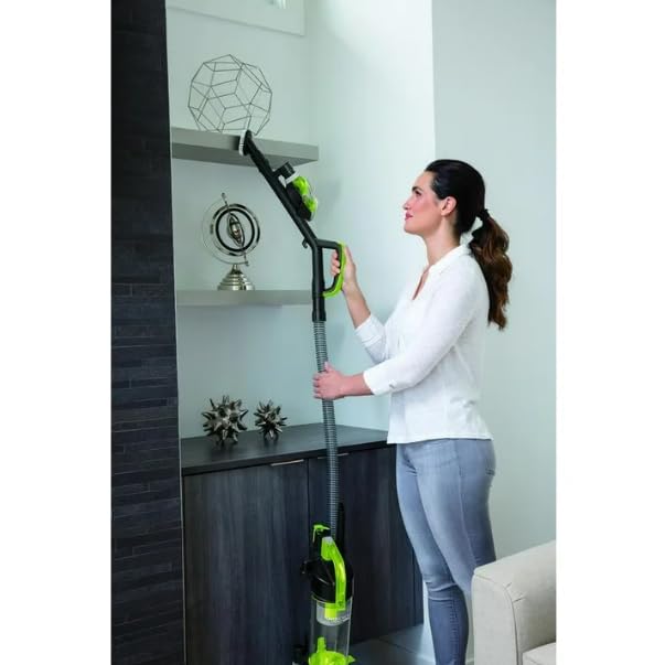 Compact Turbo Bagless Vacuum Cleaner with Turbo Brush V5661