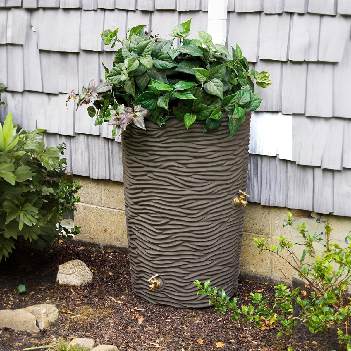 50 Gallon Rain Saver Barrel with 2 Spigots and Stand S930647